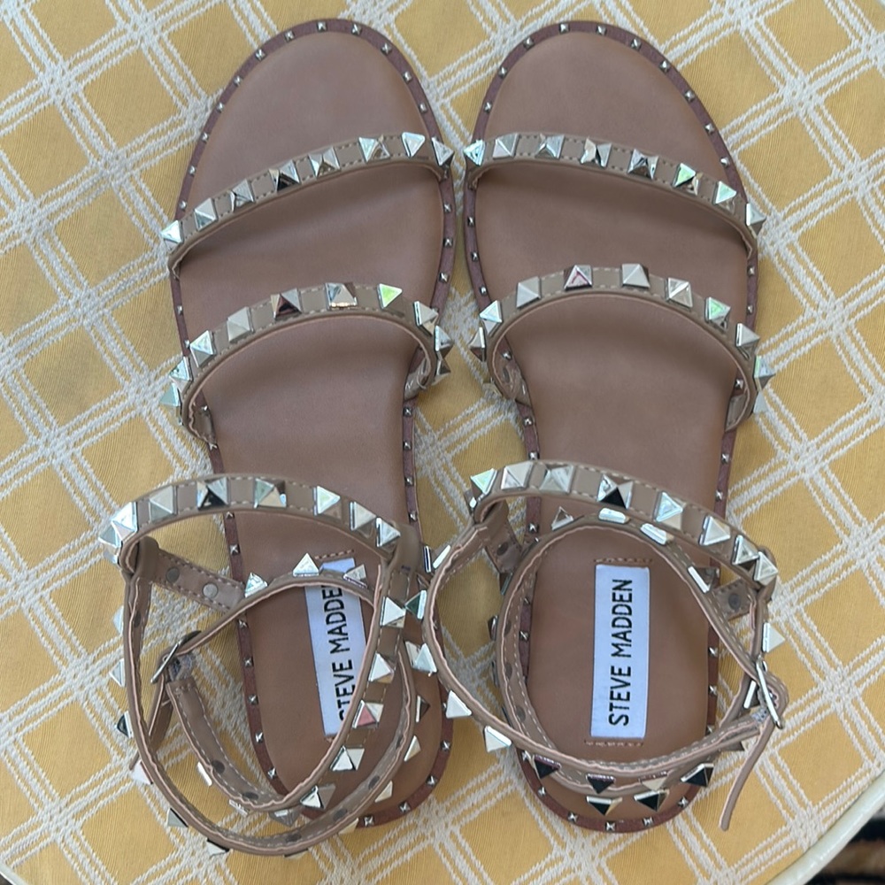 Steve Madden tan studded leather ankle wrap sandal